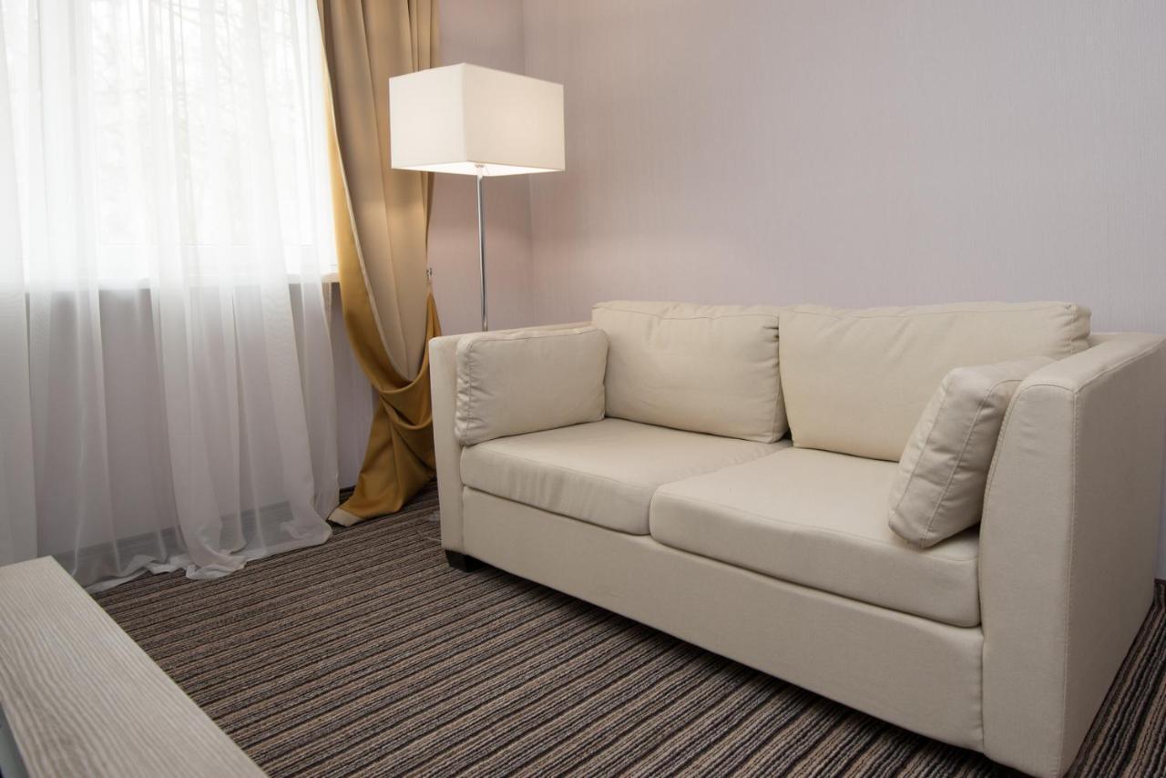 Optima Kherson Luaran gambar